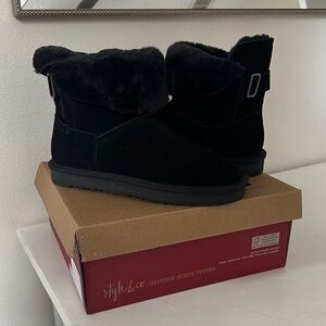 Style & Co. Women's Black Faux Fur Boots